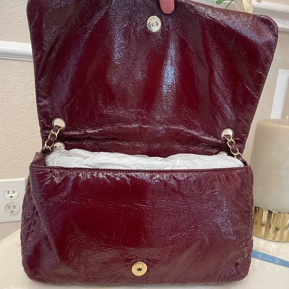 CHANEL Burgundy Leather Bag with Gold Chain - Picture 8 of 14